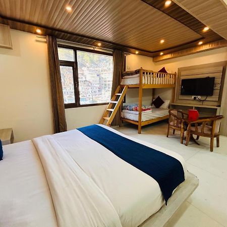 Yog Maya Regency B&B 西姆拉 外观 照片
