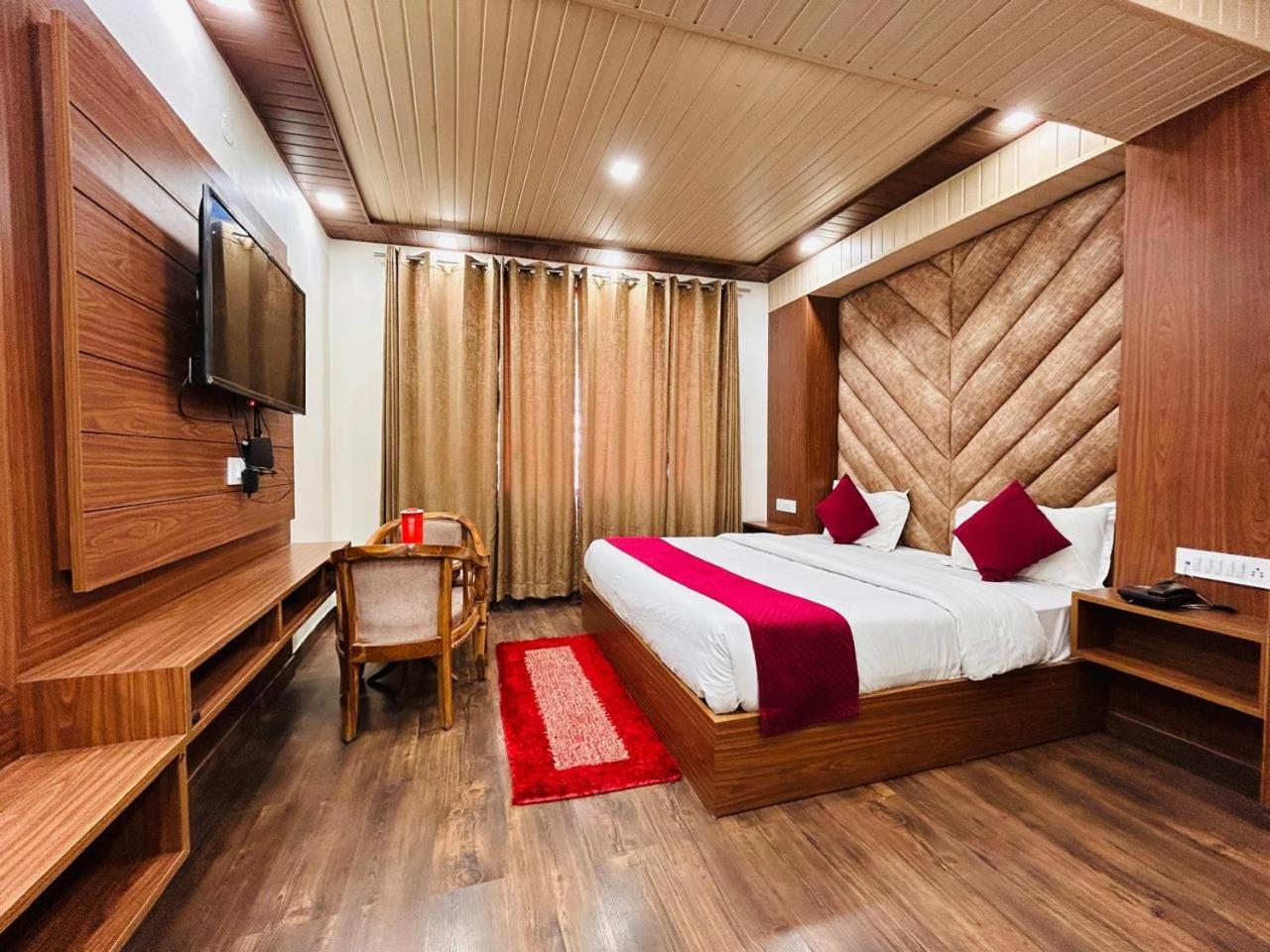 Yog Maya Regency B&B 西姆拉 外观 照片