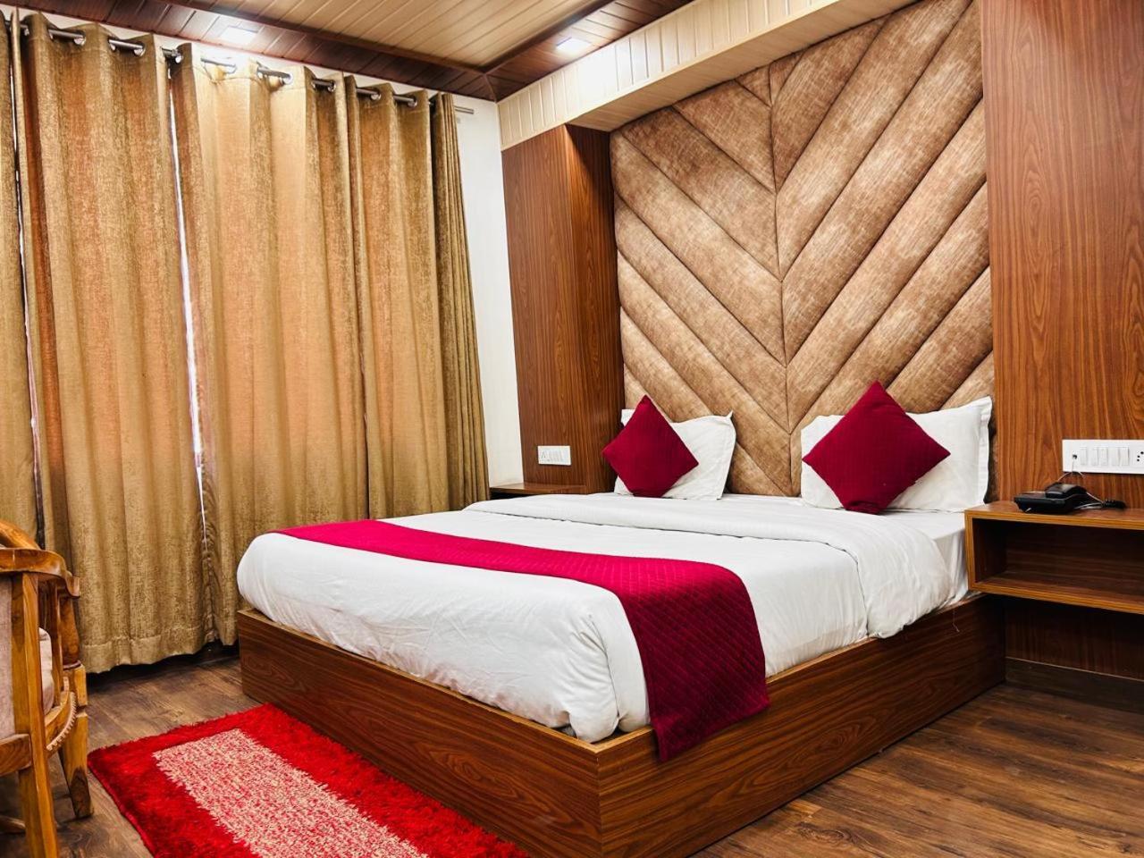 Yog Maya Regency B&B 西姆拉 外观 照片