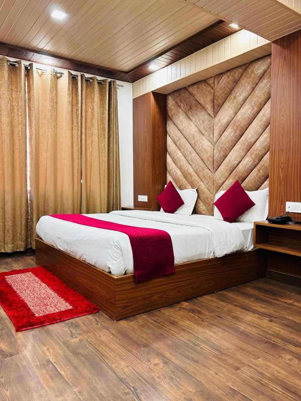 Yog Maya Regency B&B 西姆拉 外观 照片