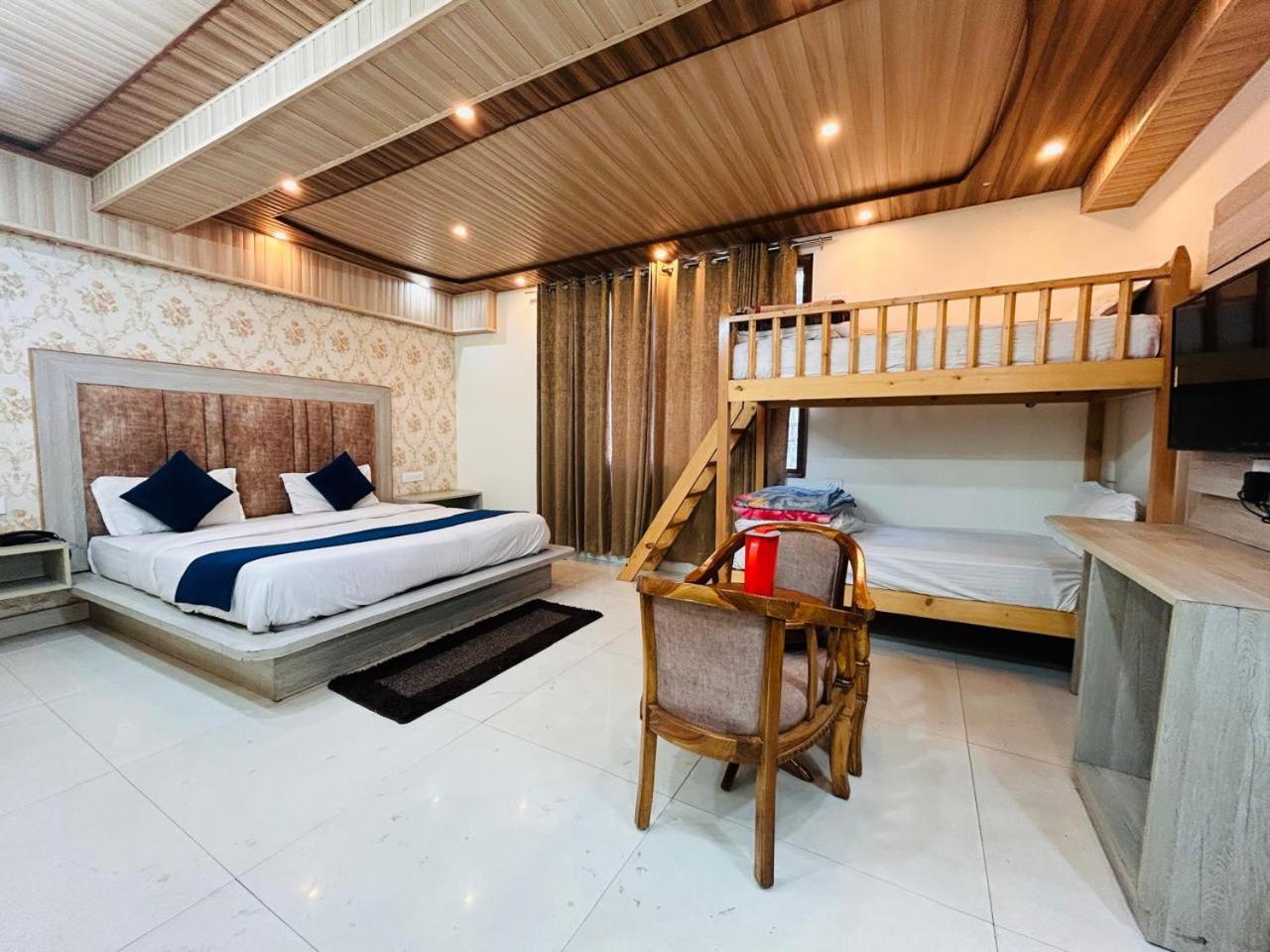 Yog Maya Regency B&B 西姆拉 外观 照片